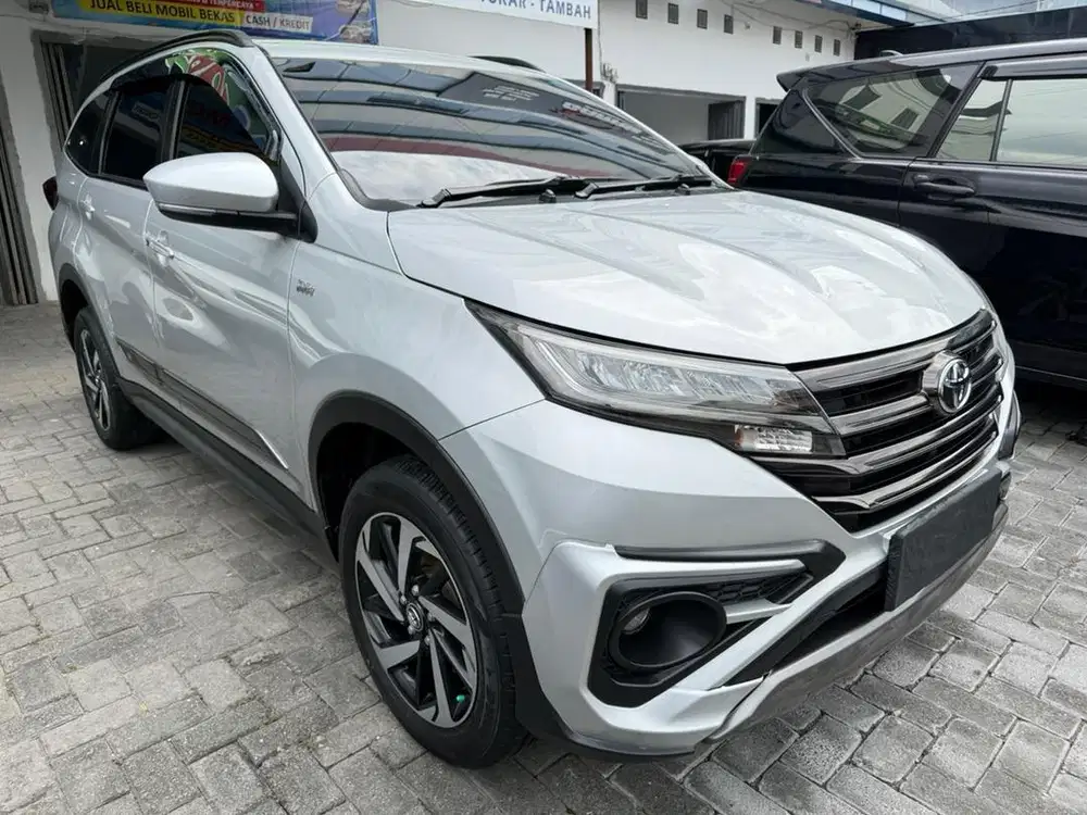 Rush GR Sport Automatic 2021 Silver 2 Tone