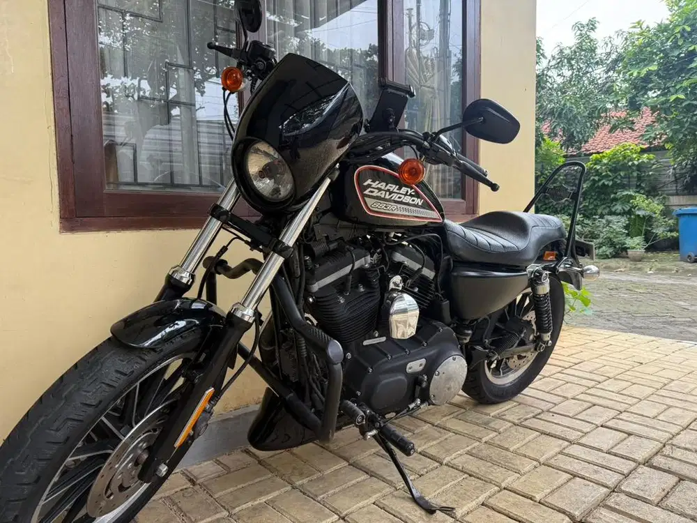 Harley Davidson HD sportster 883R 2010