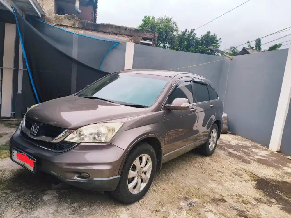 Di jual mobil crv gen 3 2.0 2012