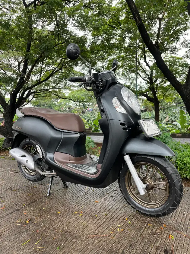 SCOOPY PRESTIGE KEYLESS SIAP PAKEK MOTOR GRESS SS LNGKP TAHUN 2023