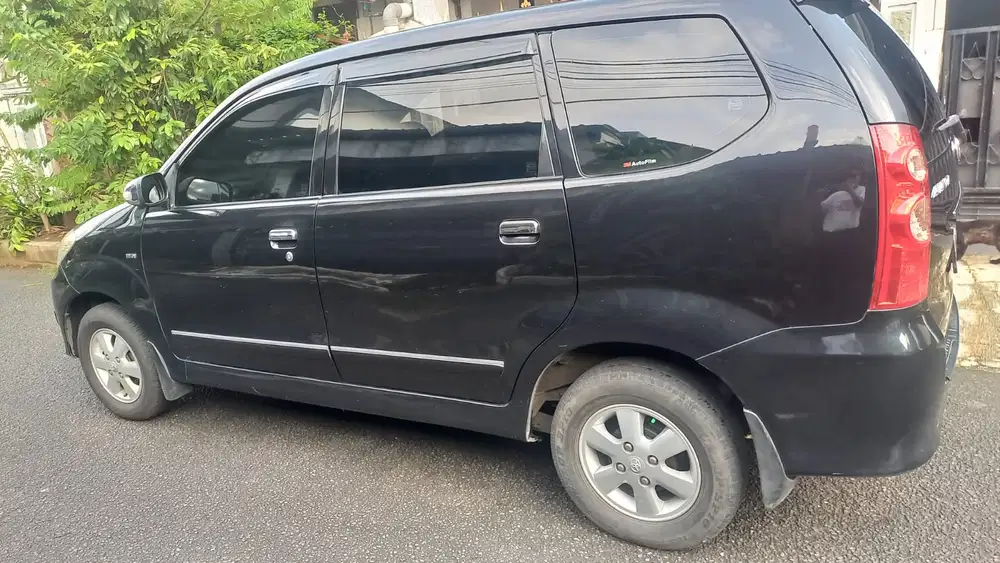 Toyota Avanza 2011 Bensin