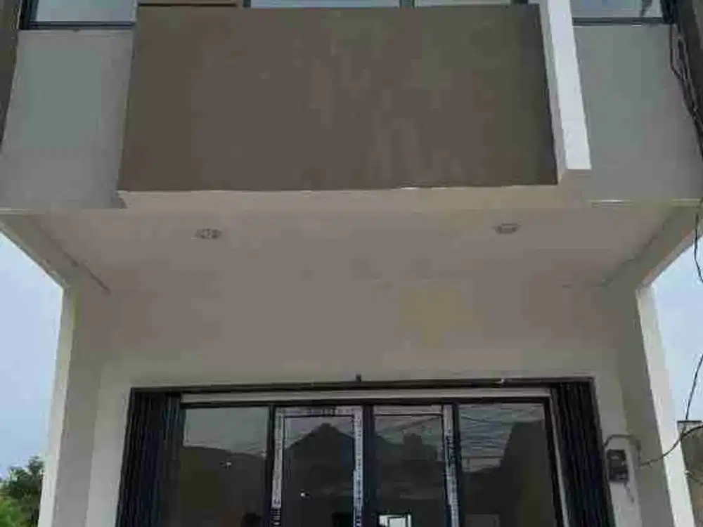 Ruko di jual pingir jl utama siap pake strategis padurenan mustika jaya Bekasi utami