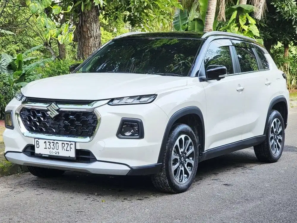 Grand Vitara km14rb 2024 nik.2023