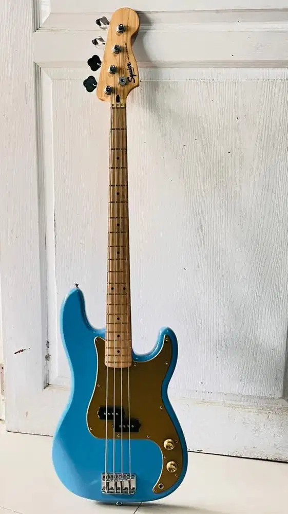 SQUIER Precision Bass Sonic
