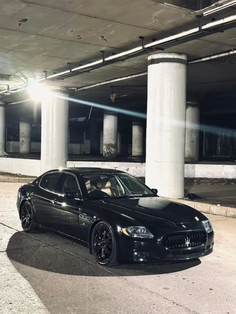 MASERATI QUATTROPORTE V8 FERRARI ENGINE