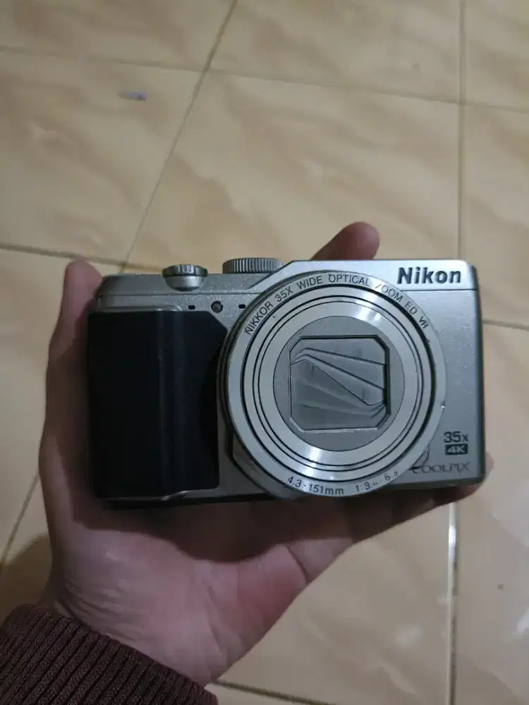 NIKON COOLPIX A900