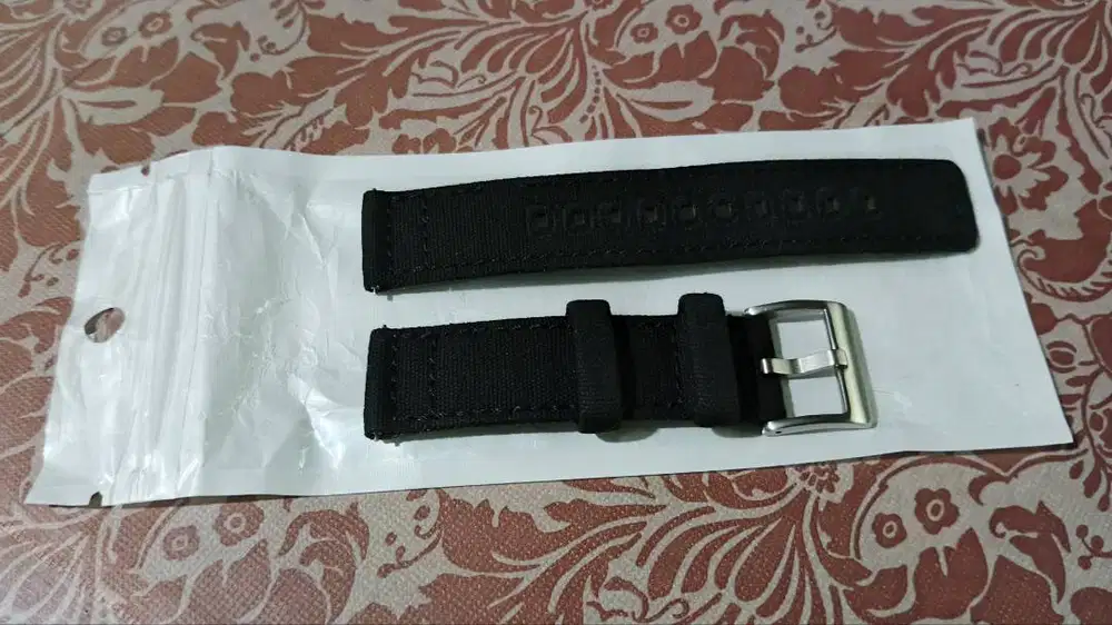 Strap [tali jam tangan] Canvas Black Uk: 20mm