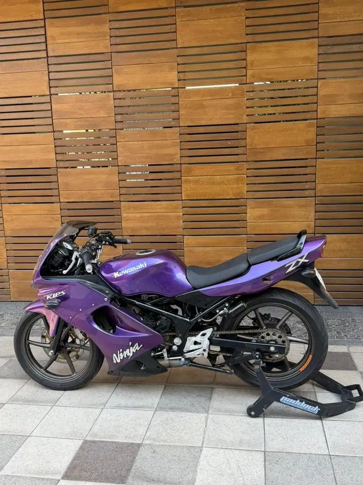 ninja rr ungu 2009