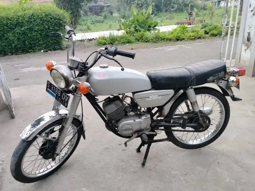 Yamaha RS 100,tahun 1974