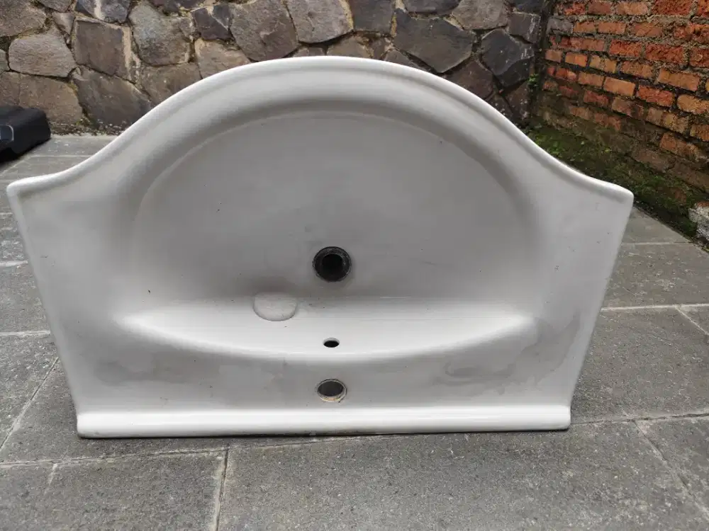 Wastafel Kriss murah