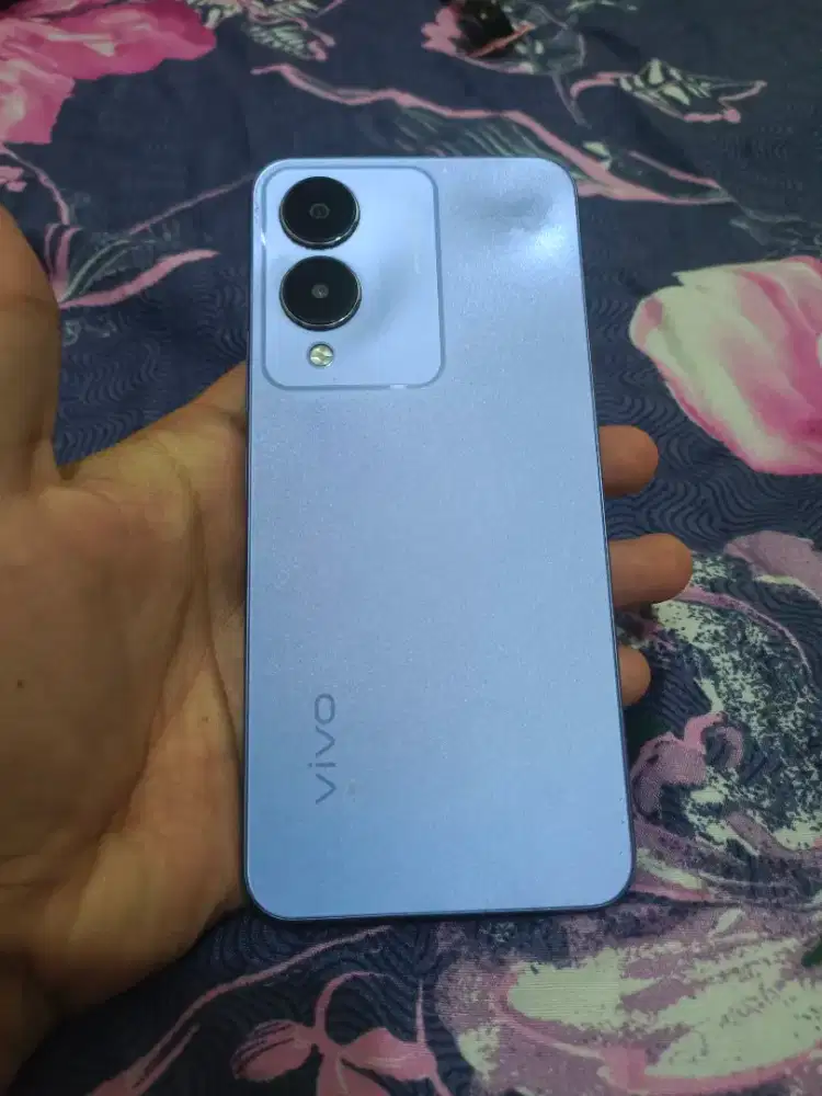 Vivo Y17s 4+4/64 gb batangan