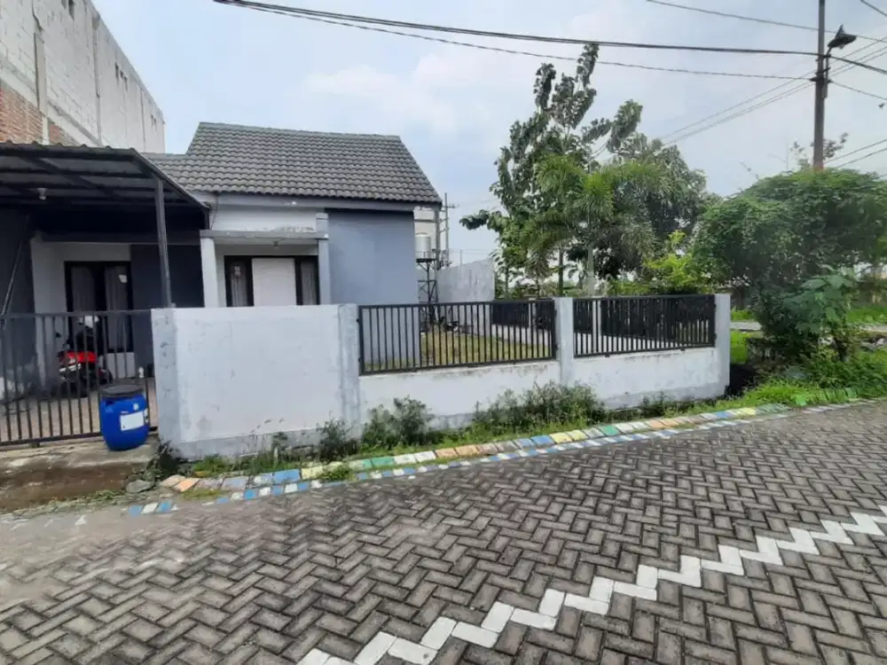 Dijuak Rumah Murah Siap Huni Hook/Pojokan Dekat Bandara Juanda Di Perum Sapphire Residence Sidoarjo