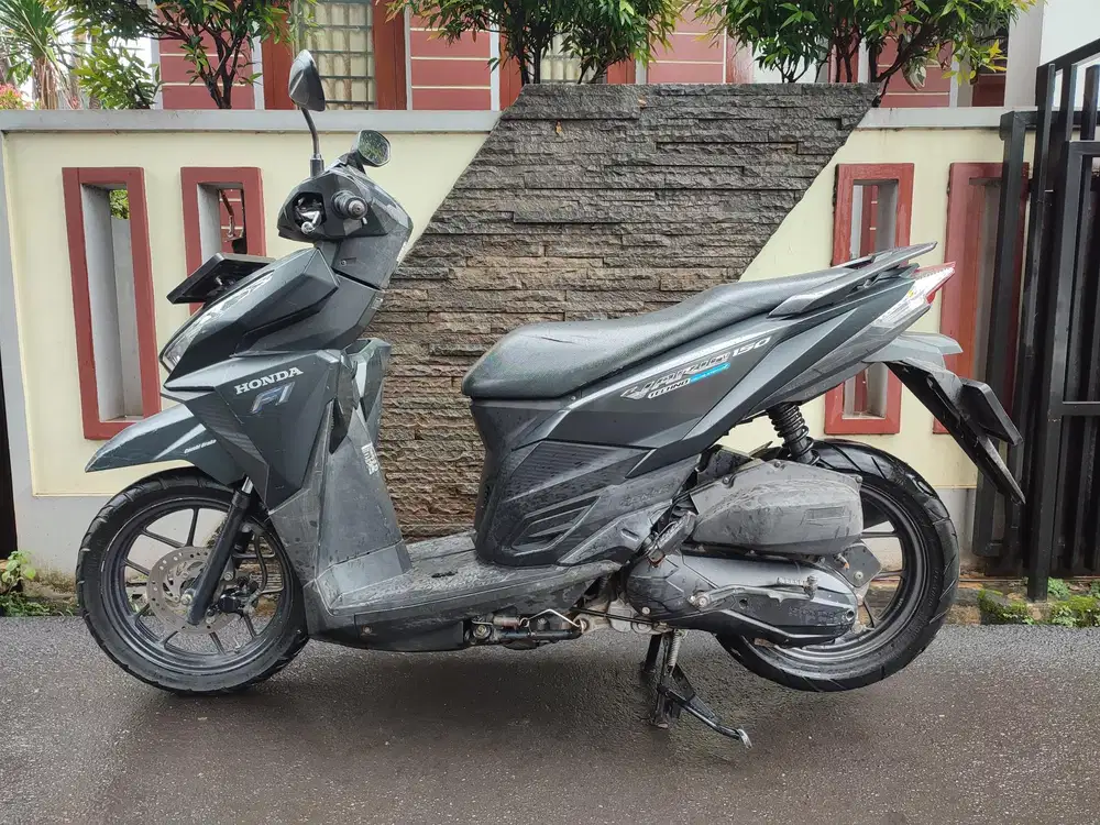 HONDQ VARIO 150 LED OLD TAHUN 2015
