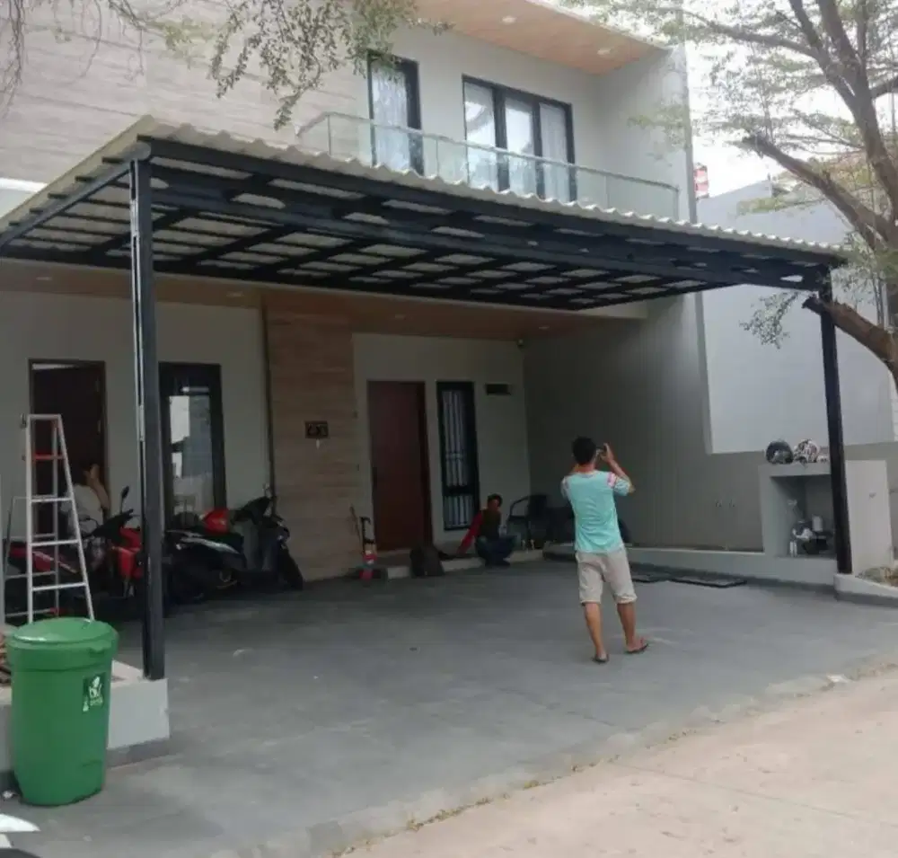 Kanopi dan garasi mobil