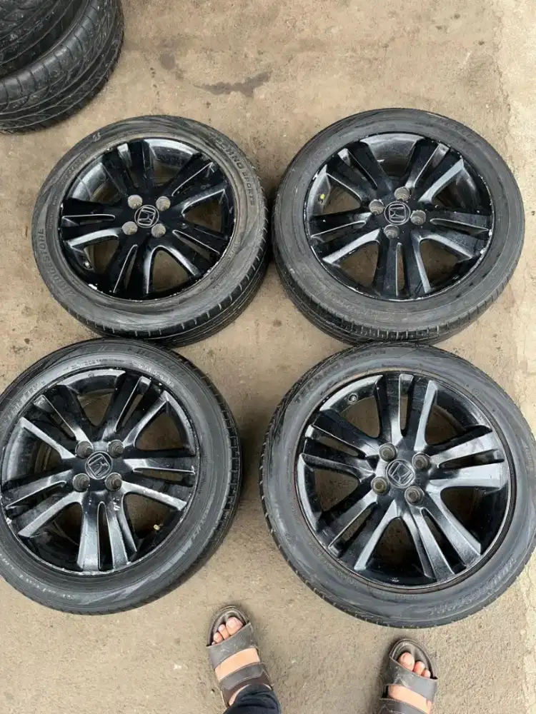 Velg original Honda jazz RS ring 16 pcd 4x100 ban 185/55 R16