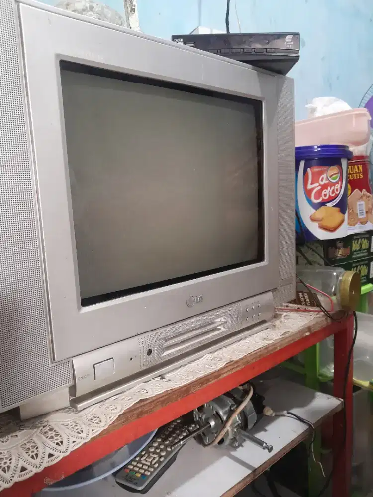 TV TABUNG LG 15INC
