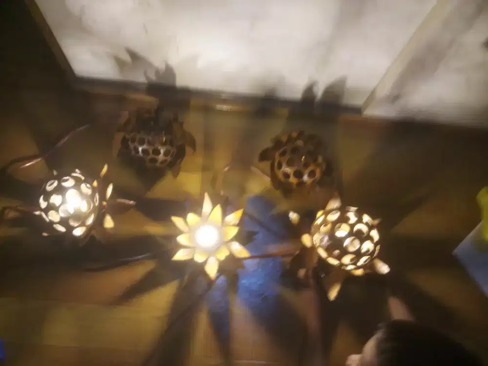 Lampu hias ato lampu kamar tidur bahan batok kelapa