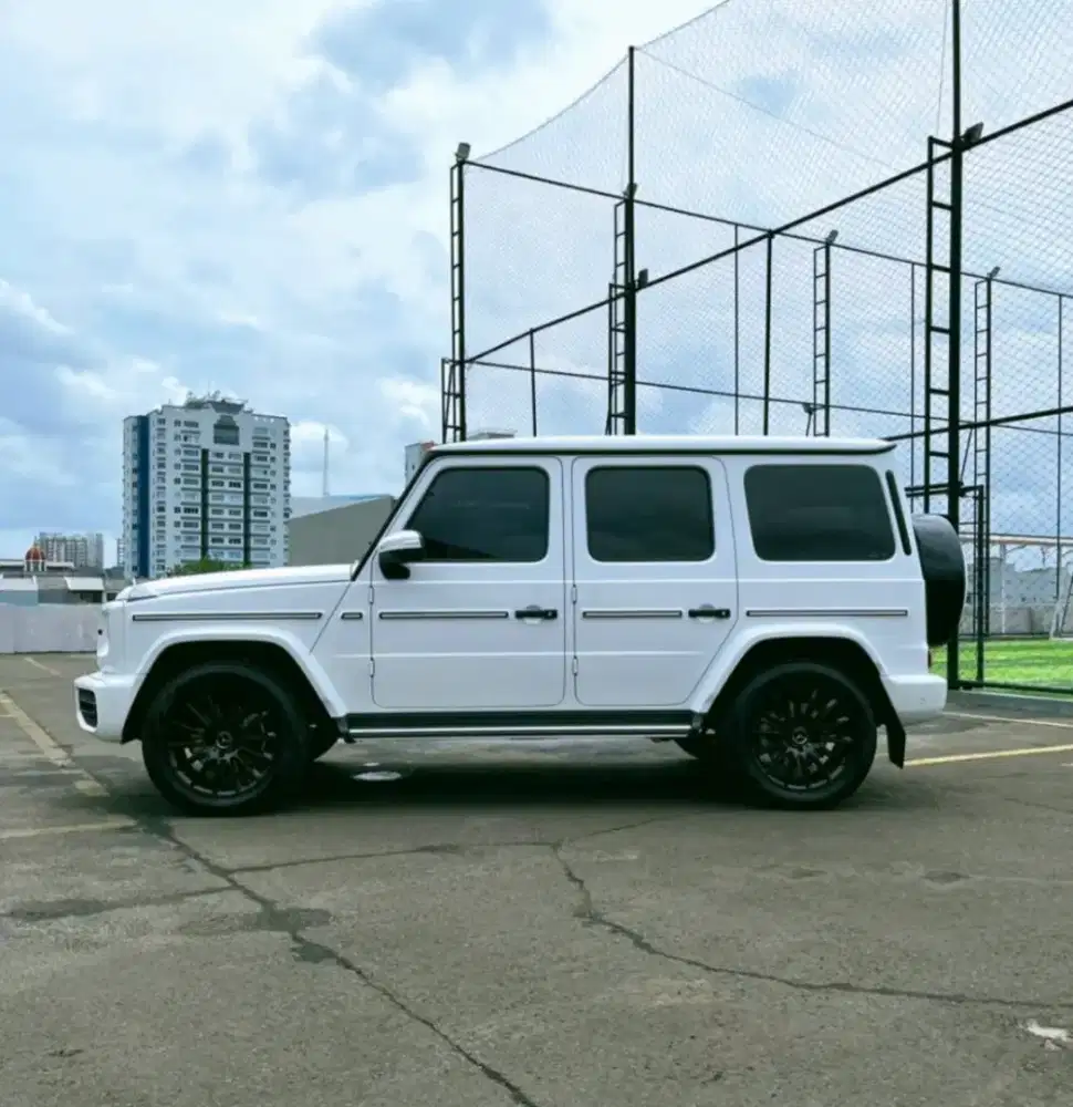 Mercedes Benz G400 2024