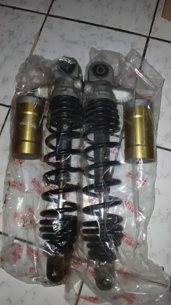 Shockbreaker belakang original copotan aerox