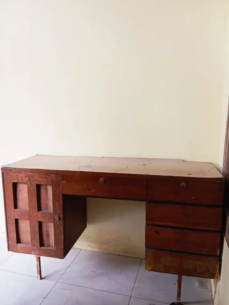 Jual meubel jati usia puluhan tahun kondisi apa adanya