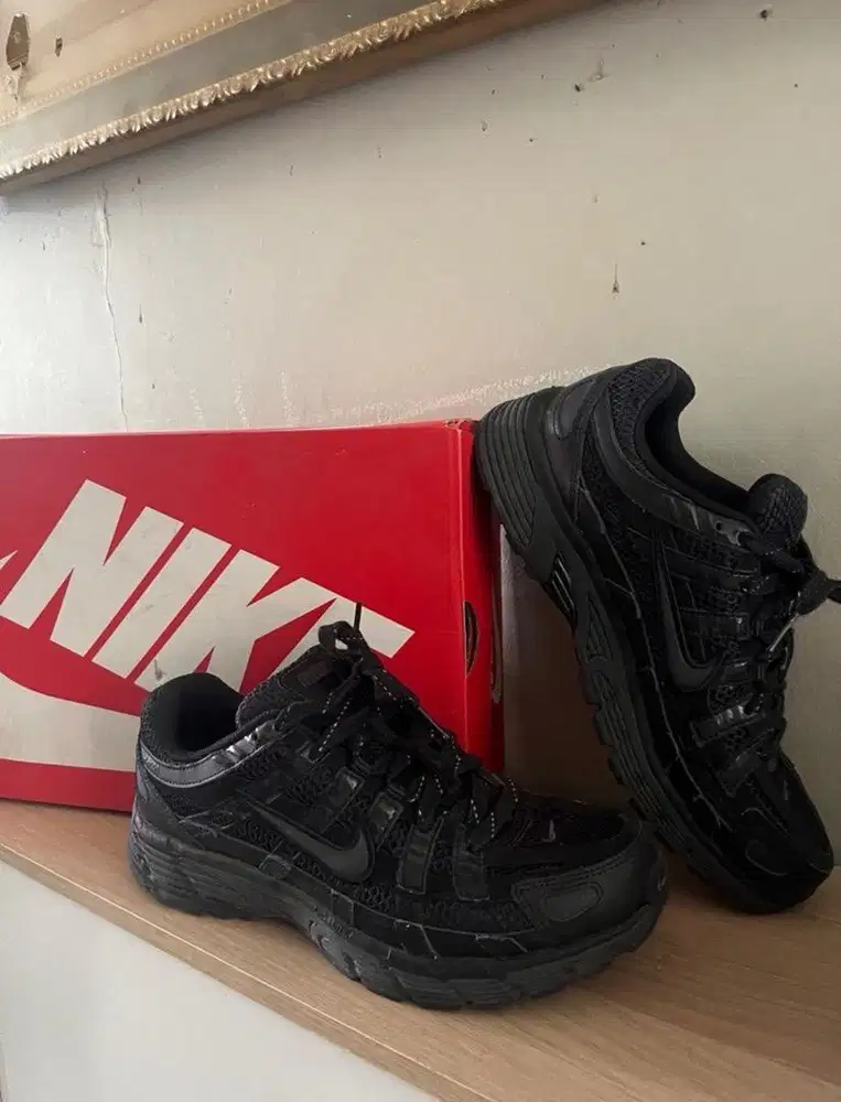 Adidas p6000 black like new