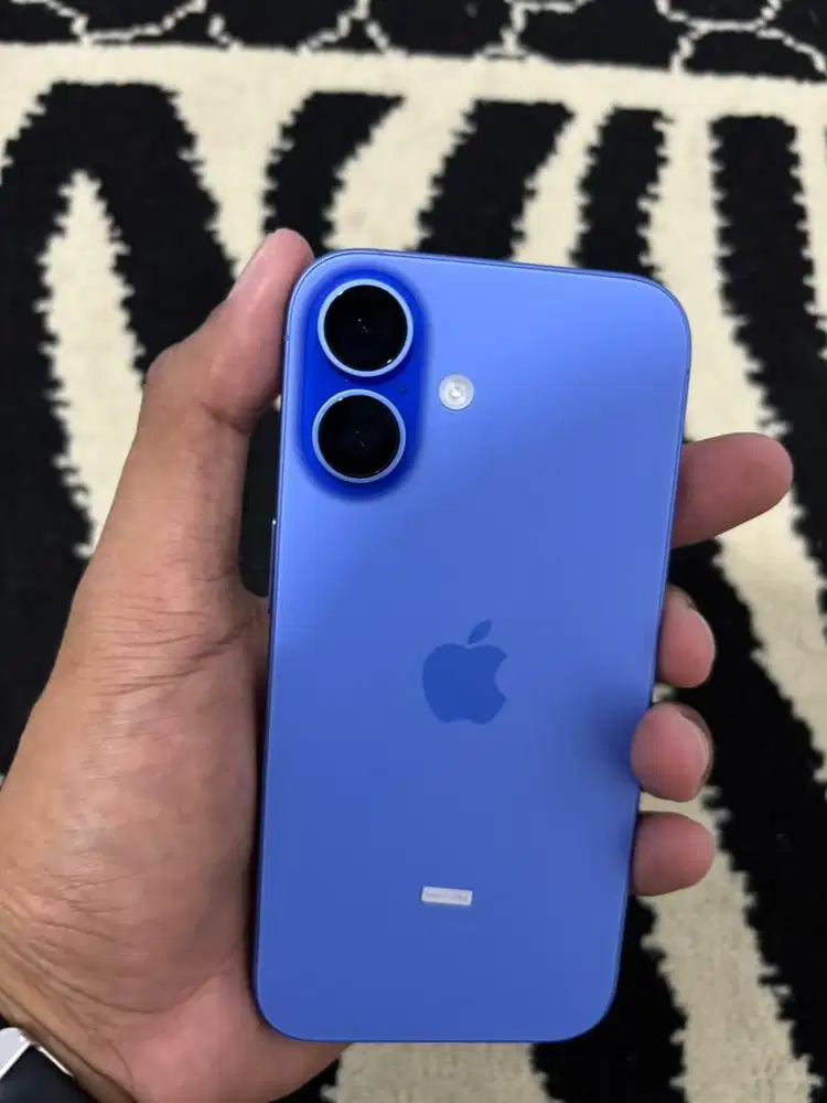 Iphone 16 128 gb garansi resmi