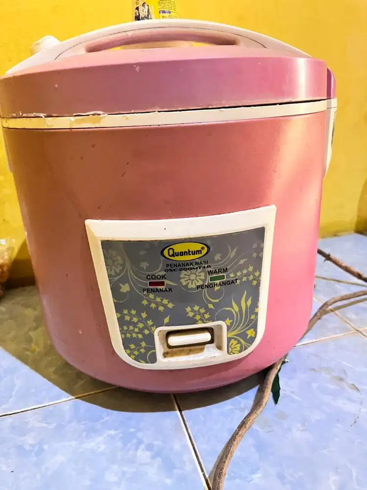 Magicom dan Kipas berdiri kondisi noken normal kipas seperti baru