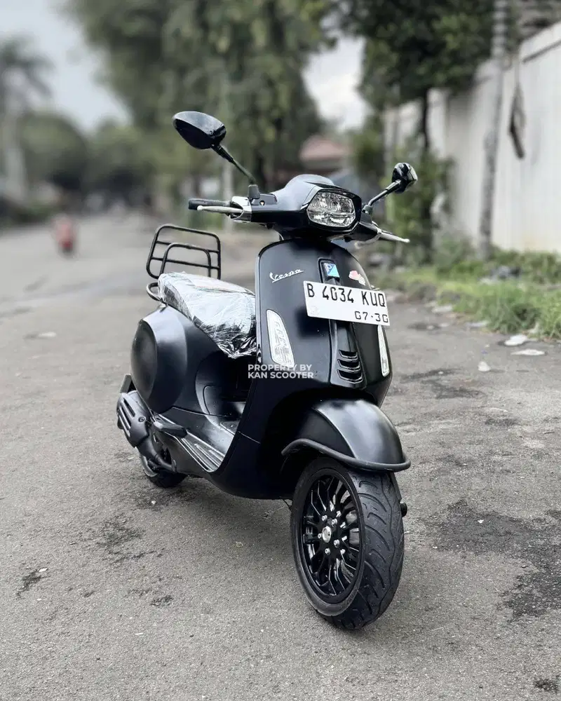 JUAL MURAH VESPA SPRINT NOTTE “LIMITED EDITION” 2019 MULUS