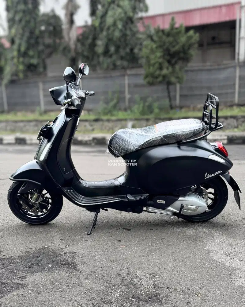 VESPA SPRINT NOTTE “LIMITED EDITION” 2019 NO MINUS