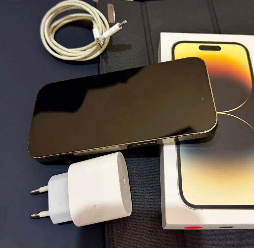 Dijual Cepat I phone 14 Pro 256 GB Resmi I box Full Set