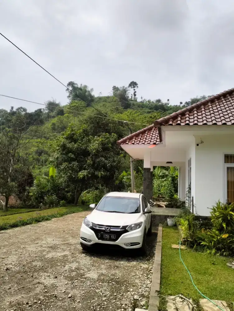 DiJual villa sindanglaya