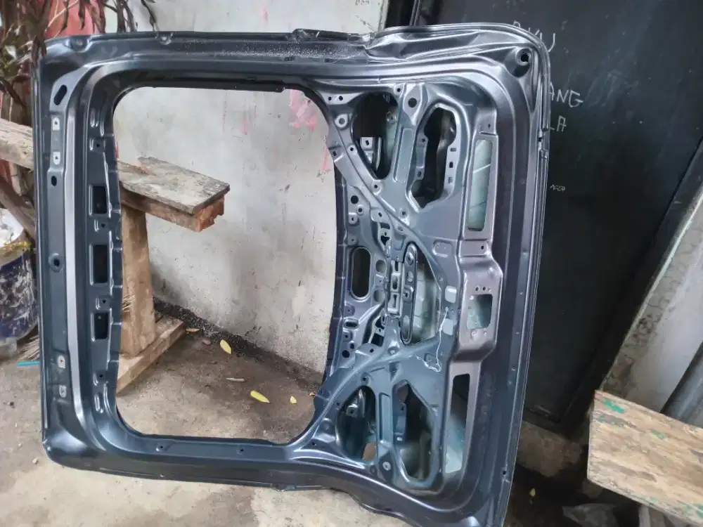 Mobil honda HR-V 2023 spakbor tulang belakang