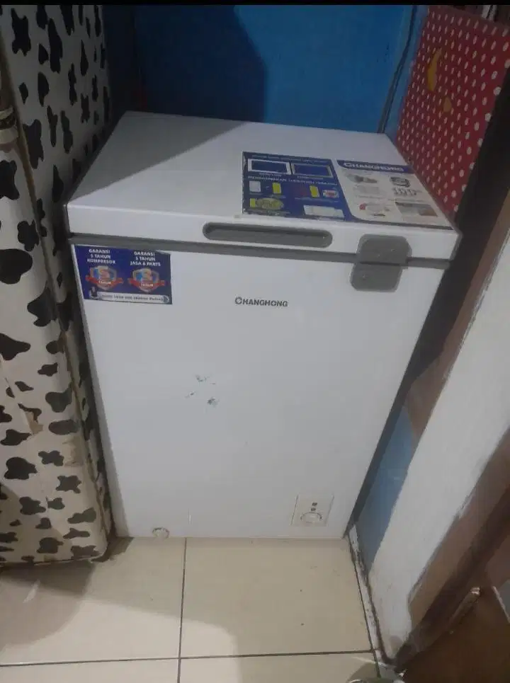 Di jual frezeer changong