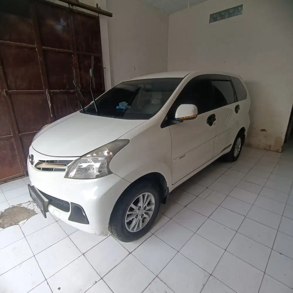 Daihatsu Xenia 2014 Bensin