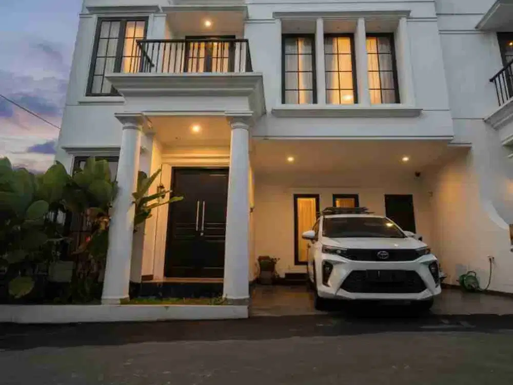 Dijual Rumah second Terawat di town house setu Bambu apus Cipayung