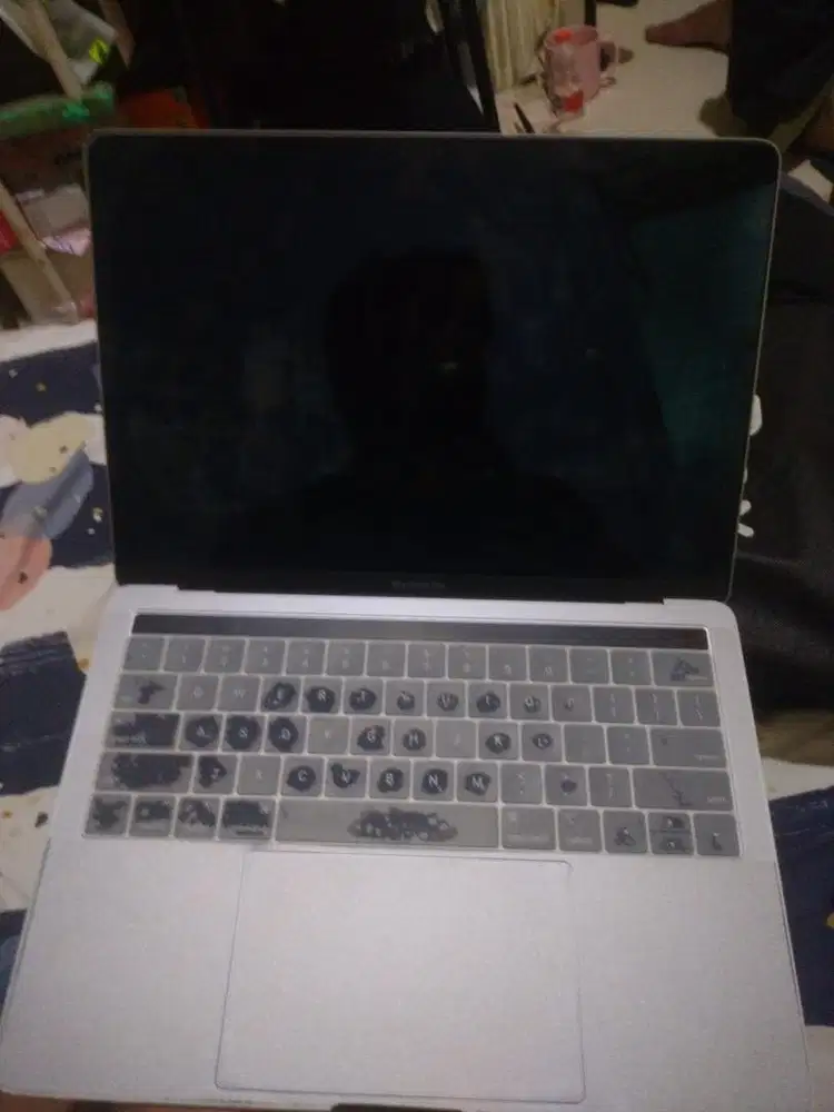 macbook pro 13 touch bar