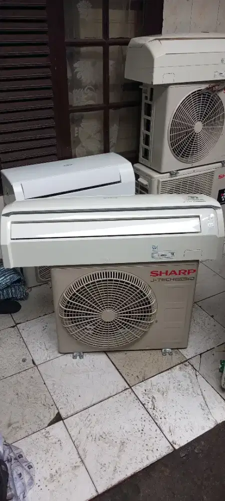 Sharp inverter 0,5 pk
