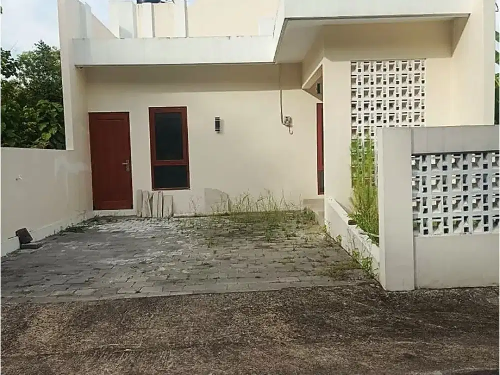 Rumah Dijual dekat RS PKU Muhammadiyah Gamping di Jl Wates KM 7 Siap Huni