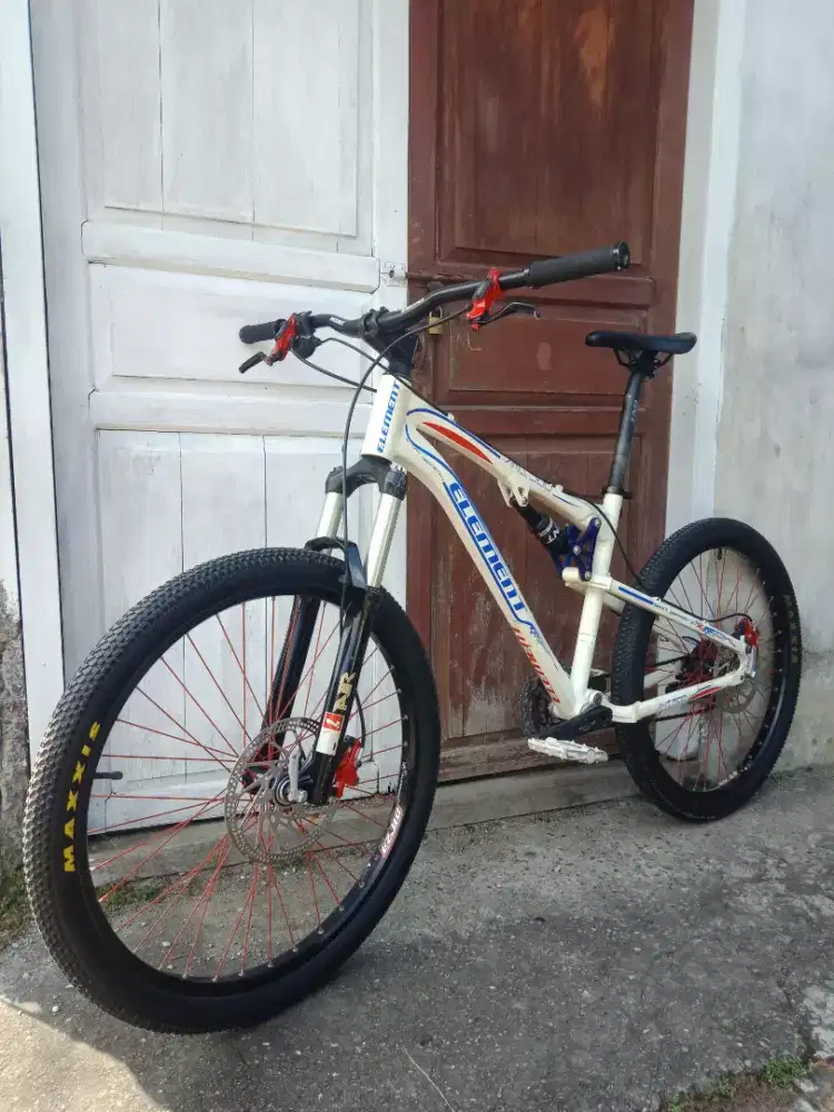 MTB FULLSUS ELEMENT UPGRADE masih mantap.