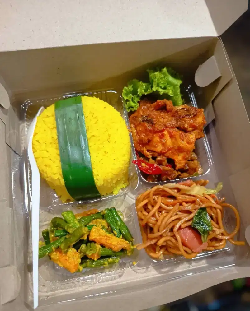 Nasi kotak megengan, takjil free parcel