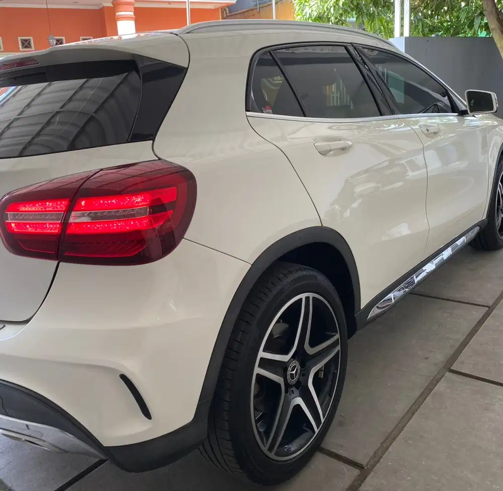 Mercedes-Benz GLA200 AMG Line Panoramic 2018