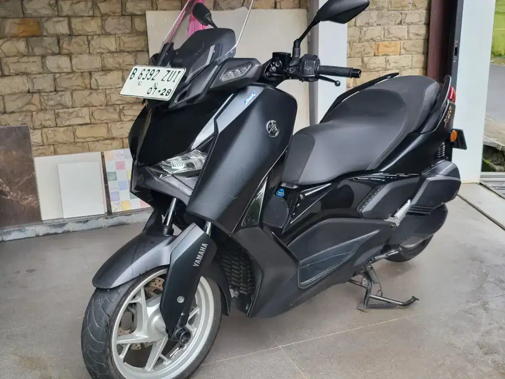 YAMAHA XMAX 2023