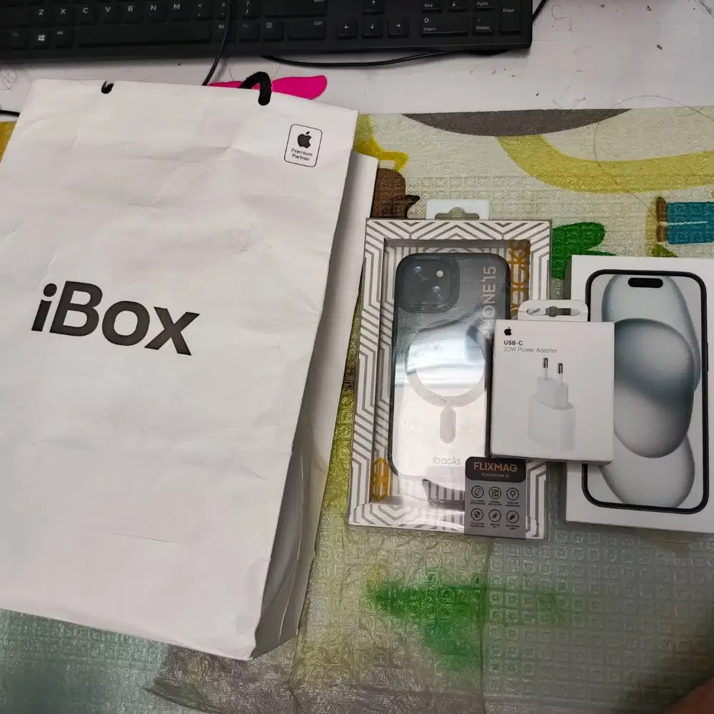 Dijual Iphone 15 Black 256GB