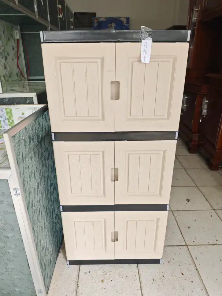 Lemari Penyimpanan Baju/Alat Rumah Rak Buku