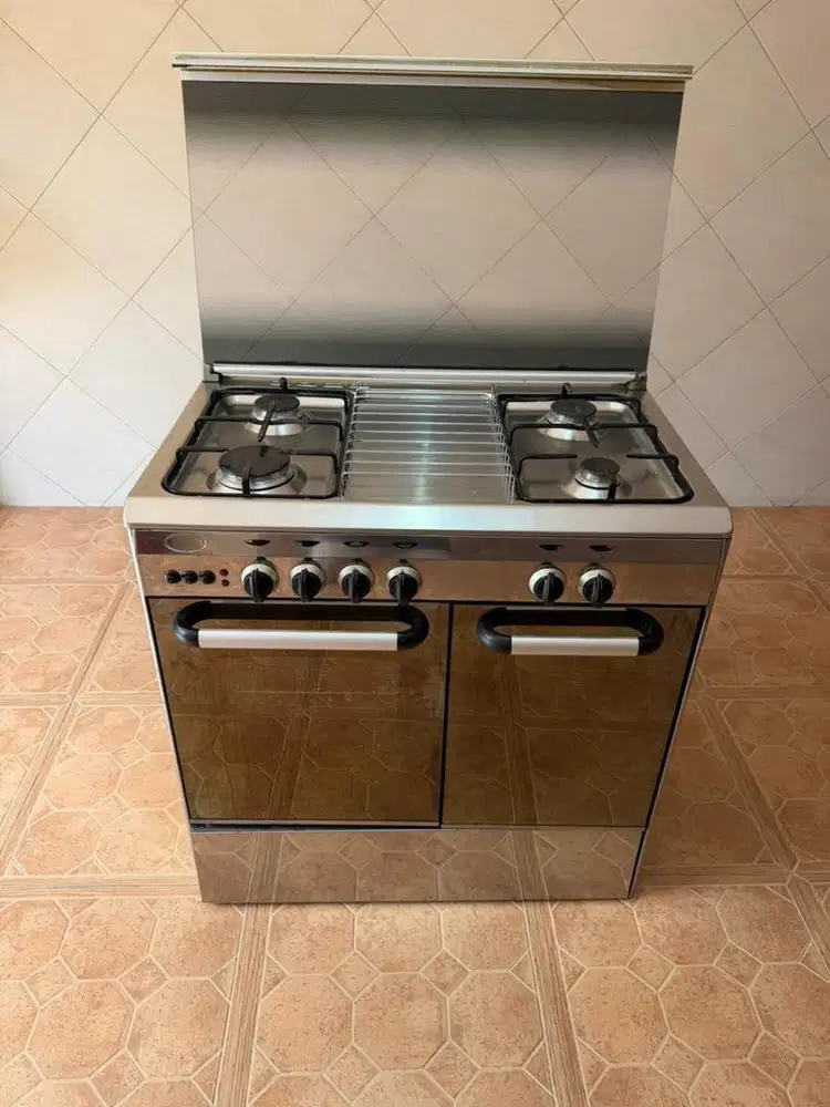 Kompor gas freestanding Modena 4 Tungku + Oven