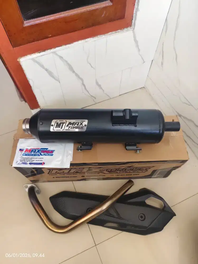 KNALPOT RACING MAX TORQUE SARFULL VARIO 125/150 LED NEW