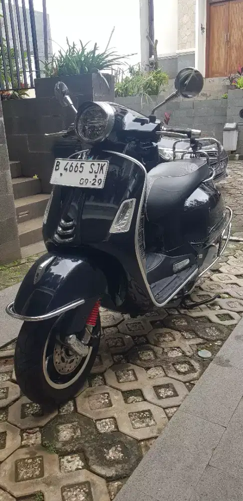 VESPA GTS I-GET 150 ABS /