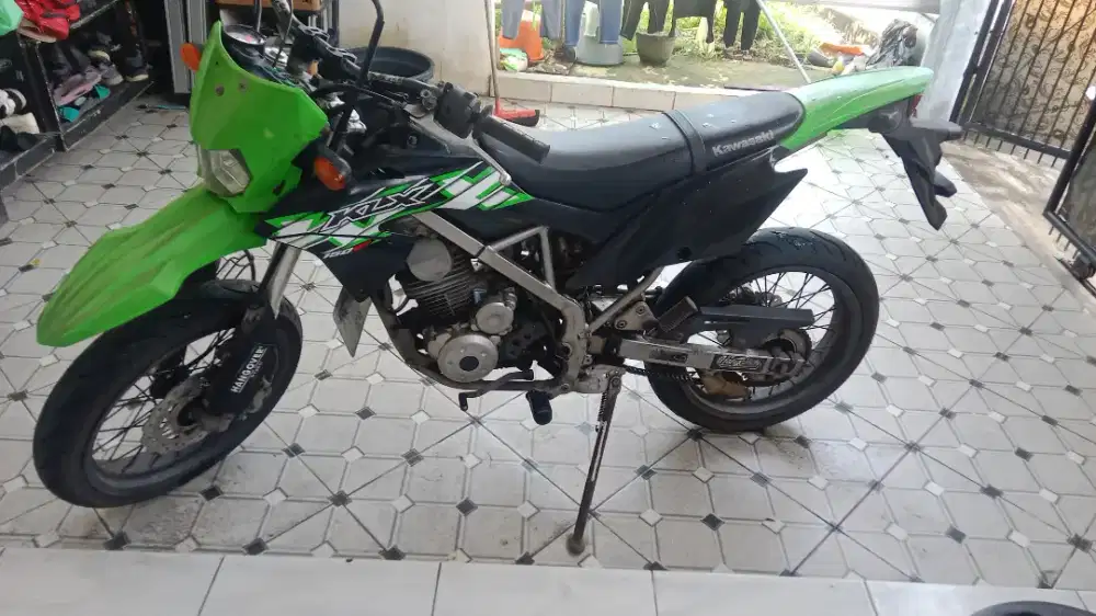 Jual motor kawasaki klx 150