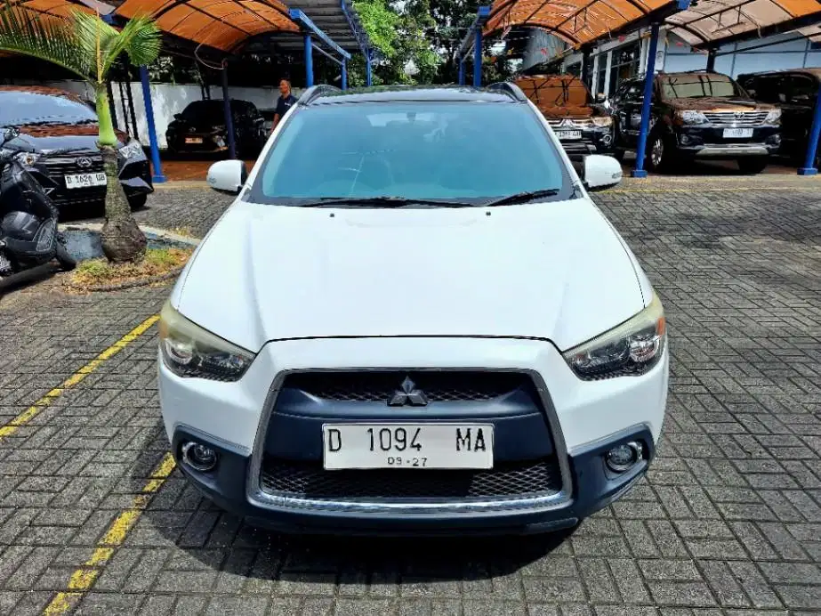 Mitsubishi Outlander Sport 2.0 PX Bensin-AT 2012 Putih 4MA