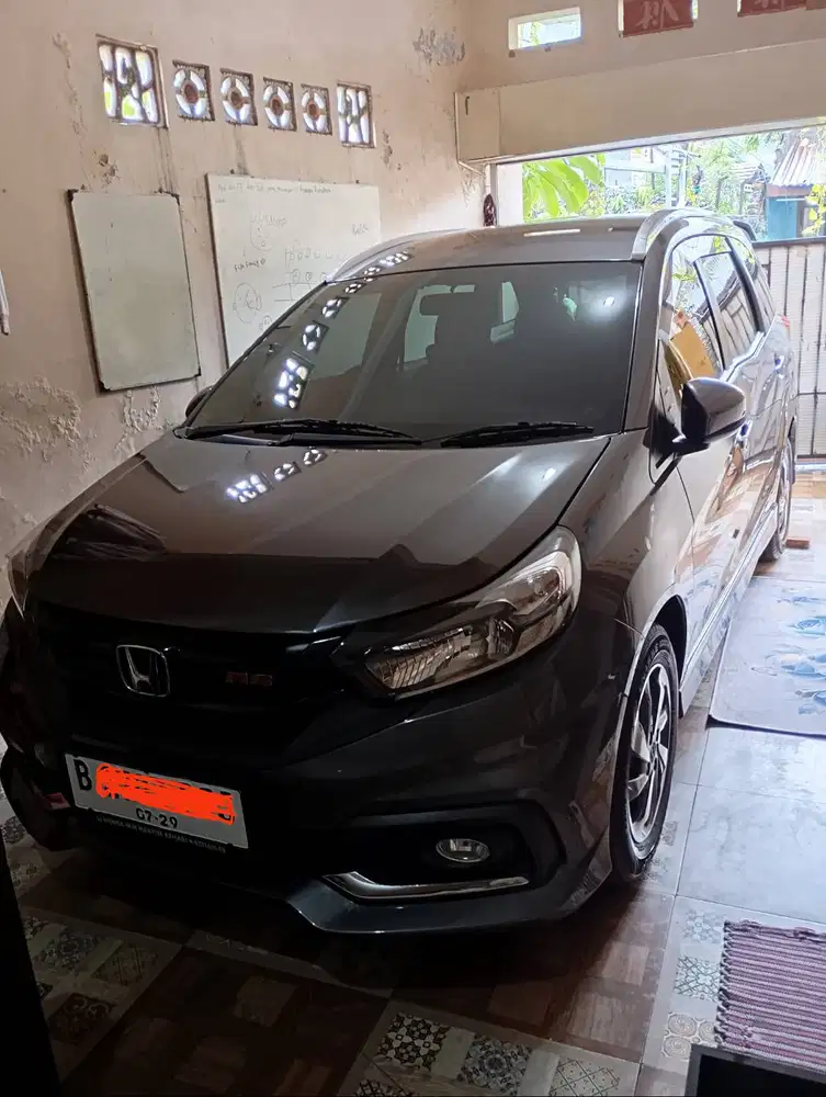 (KM 18rb.) MOBILIO RS CVT 2018 (TINGGAL PAKAI)